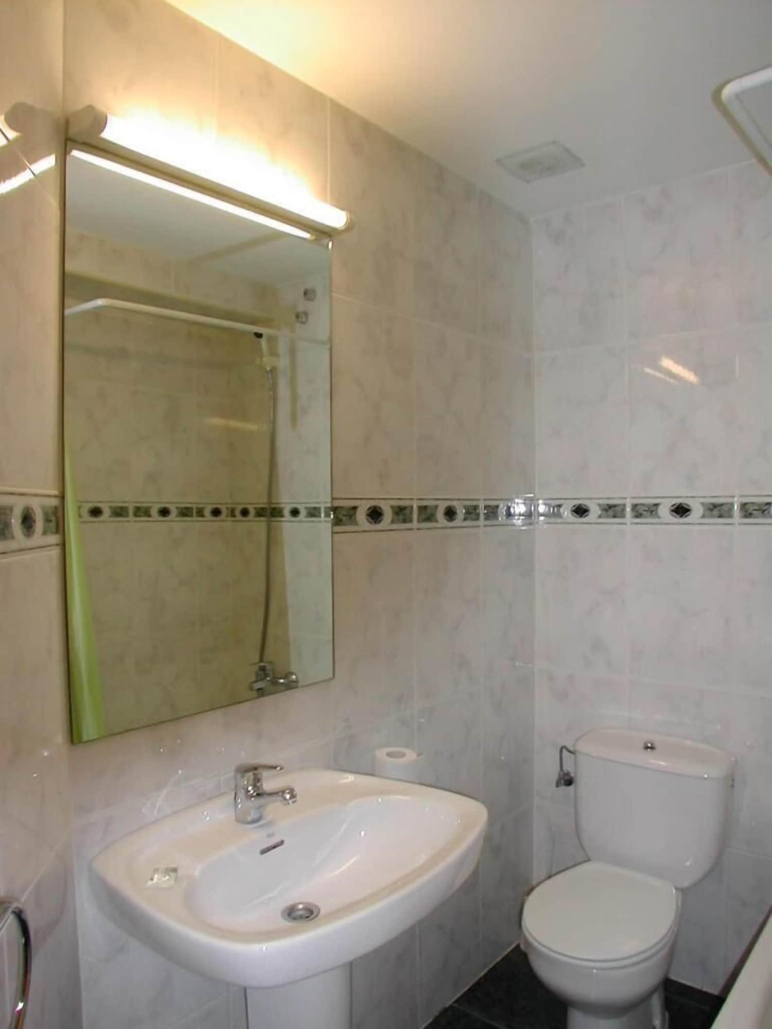 Gabarre Hotel Broto Phòng bức ảnh